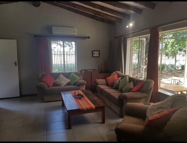 4 BEDROOM HOUSE SOLD IN SINOVILLE